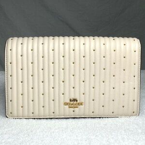 Coach Callie Foldover Clutch With Quilting And Rivets 76543
